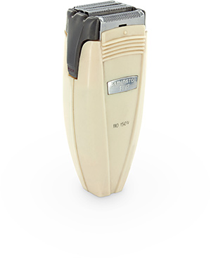Shavers UK Remington 5 shaver photograph