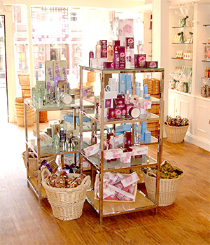 Woods of Windsor Shop photograph